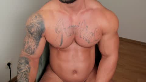 Snapshot of jaxonhunk chatting on 01-17-25, 03:12 JaxonHunk online show from 01-17-25, 03:12