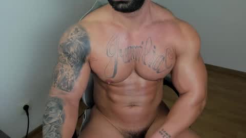Snapshot of jaxonhunk chatting on 02-15-25, 03:20 JaxonHunk online show from 02-15-25, 03:20