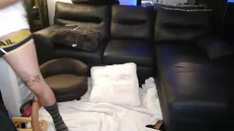 Snapshot of jaxxxdaddy chatting on 12-25-24, 05:16 jax online show from 12-25-24, 05:16