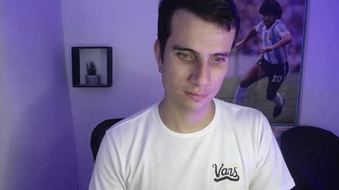 Snapshot of jayalvarrez_ chatting on 12-05-24, 06:55 Jay Alvarrez online show from 12-05-24, 06:55