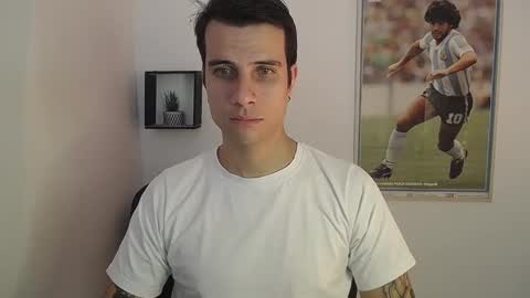 Snapshot of jayalvarrez_ chatting on 12-18-24, 07:52 Jay Alvarrez online show from 12-18-24, 07:52