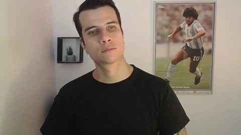 Snapshot of jayalvarrez_ chatting on 12-19-24, 07:51 Jay Alvarrez online show from 12-19-24, 07:51