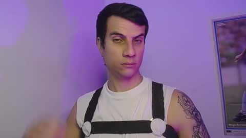 Snapshot of jayalvarrez_ chatting on 12-27-24, 08:07 Jay Alvarrez online show from 12-27-24, 08:07