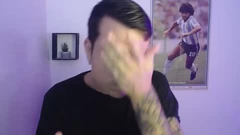 Snapshot of jayalvarrez_ chatting on 01-07-25, 06:03 Jay Alvarrez online show from 01-07-25, 06:03