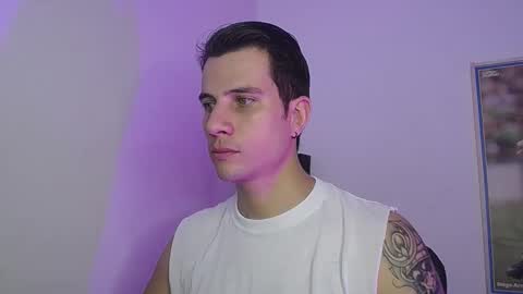 Snapshot of jayalvarrez_ chatting on 01-09-25, 05:54 Jay Alvarrez online show from 01-09-25, 05:54