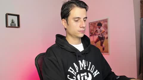 Snapshot of jayalvarrez_ chatting on 01-18-25, 09:34 Jay Alvarrez online show from 01-18-25, 09:34