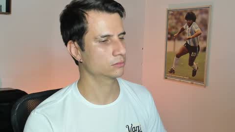 Snapshot of jayalvarrez_ chatting on 01-31-25, 10:10 Jay Alvarrez online show from 01-31-25, 10:10