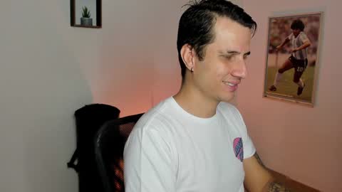 Snapshot of jayalvarrez_ chatting on 02-02-25, 08:41 Jay Alvarrez online show from 02-02-25, 08:41