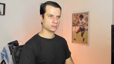 Snapshot of jayalvarrez_ chatting on 02-12-25, 07:02 Jay Alvarrez online show from 02-12-25, 07:02