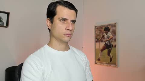 Snapshot of jayalvarrez_ chatting on 02-16-25, 05:59 Jay Alvarrez online show from 02-16-25, 05:59