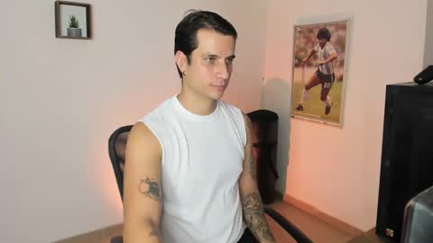 Snapshot of jayalvarrez_ chatting on 02-28-25, 06:52 Jay Alvarrez online show from 02-28-25, 06:52