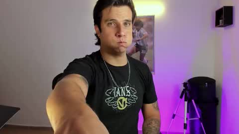 Snapshot of jayalvarrez_ chatting on 09-14-25, 06:18 Jay Alvarrez online show from 09-14-25, 06:18