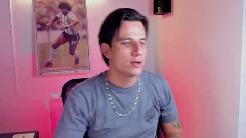 Snapshot of jayalvarrez_ chatting on 09-30-25, 07:41 Jay Alvarrez online show from 09-30-25, 07:41
