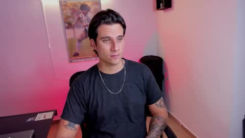 Snapshot of jayalvarrez_ chatting on 11-04-25, 06:40 Jay Alvarrez online show from 11-04-25, 06:40
