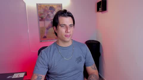 Snapshot of jayalvarrez_ chatting on 11-20-25, 08:41 Jay Alvarrez online show from 11-20-25, 08:41