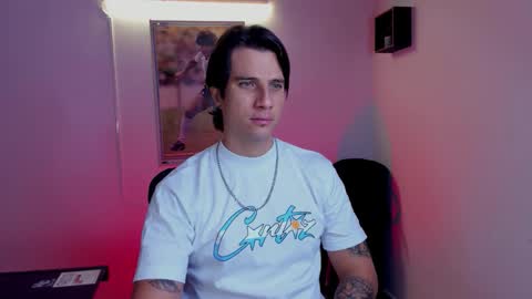 Snapshot of jayalvarrez_ chatting on 11-30-25, 08:57 Jay Alvarrez online show from 11-30-25, 08:57