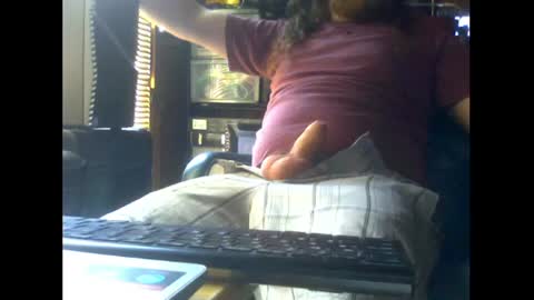 Snapshot of jaybigd_9565 chatting on 06-27-26, 05:07 jaybigd_9565 online show from 06-27-26, 05:07