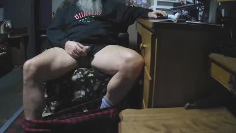 Grand Zaddy or Jay its casual online show from 09-29-25, 07:35