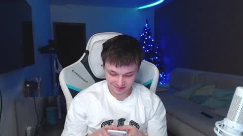 Snapshot of jayce_icestone chatting on 01-10-25, 04:33 Jayce online show from 01-10-25, 04:33