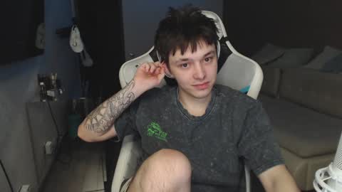 Snapshot of jayce_icestone chatting on 02-05-25, 06:26 Jayce online show from 02-05-25, 06:26