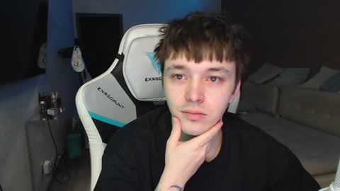 Snapshot of jayce_icestone chatting on 02-07-25, 05:31 Jayce online show from 02-07-25, 05:31