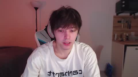 Snapshot of jayce_icestone chatting on 09-22-25, 05:15 Jayce online show from 09-22-25, 05:15