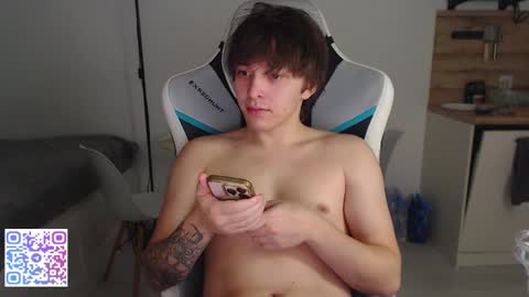 Snapshot of jayce_icestone chatting on 10-09-25, 07:23 Jayce online show from 10-09-25, 07:23