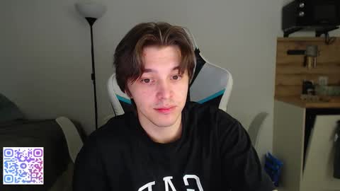 Snapshot of jayce_icestone chatting on 10-17-25, 03:14 Jayce online show from 10-17-25, 03:14