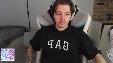 Snapshot of jayce_icestone chatting on 11-03-25, 09:10 Jayce online show from 11-03-25, 09:10