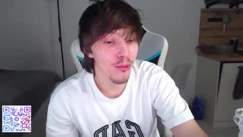 Snapshot of jayce_icestone chatting on 11-09-25, 03:38 Jayce online show from 11-09-25, 03:38