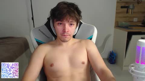 Snapshot of jayce_icestone chatting on 12-02-25, 03:12 Jayce online show from 12-02-25, 03:12