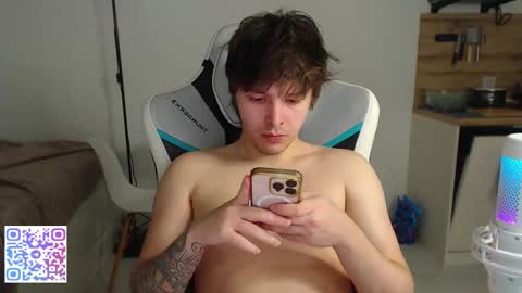 Snapshot of jayce_icestone chatting on 12-17-25, 03:45 Jayce online show from 12-17-25, 03:45