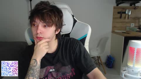 Snapshot of jayce_icestone chatting on 01-19-26, 02:15 Jayce online show from 01-19-26, 02:15