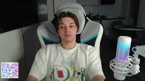 Snapshot of jayce_icestone chatting on 07-06-26, 03:03 Jayce online show from 07-06-26, 03:03