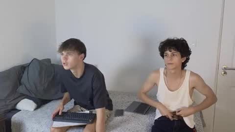 Snapshot of jaycex_69 chatting on 02-22-26, 01:31 THE HOUSE online show from 02-22-26, 01:31