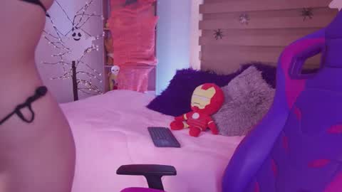 Jayen online show from 10-22-25, 07:13