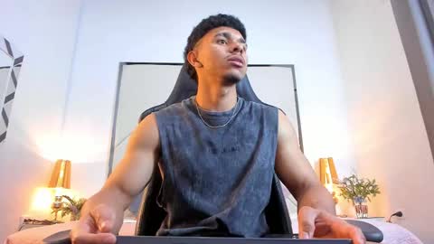 Snapshot of jaydenvance chatting on 05-01-26, 04:28 JAYDEN online show from 05-01-26, 04:28