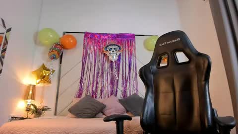 Snapshot of jaydenvance chatting on 05-02-26, 06:35 JAYDEN online show from 05-02-26, 06:35
