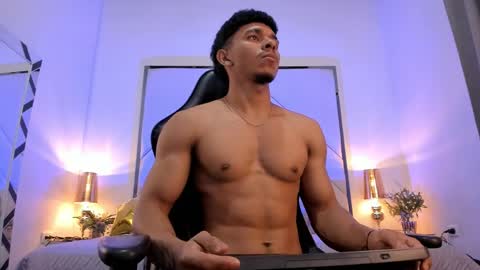 Snapshot of jaydenvance chatting on 05-08-26, 05:02 JAYDEN online show from 05-08-26, 05:02