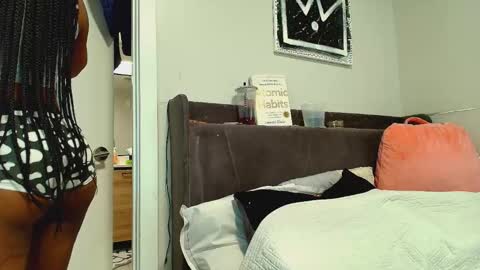 Snapshot of jaydomonique chatting on 03-04-26, 04:40 Naomiruty online show from 03-04-26, 04:40