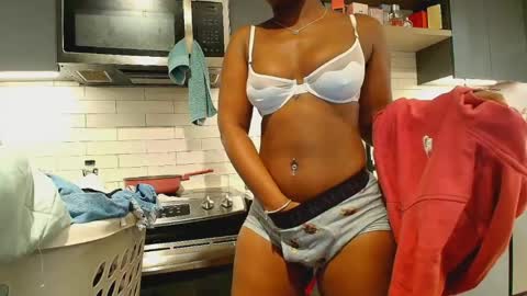 Naomiruty online show from 05-30-26, 03:14