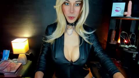 Snapshot of jayetan chatting on 02-03-26, 11:15 jayetan online show from 02-03-26, 11:15