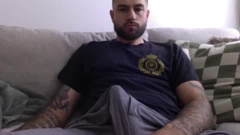 Snapshot of jayg333 chatting on 11-28-25, 01:25 jayg333 online show from 11-28-25, 01:25