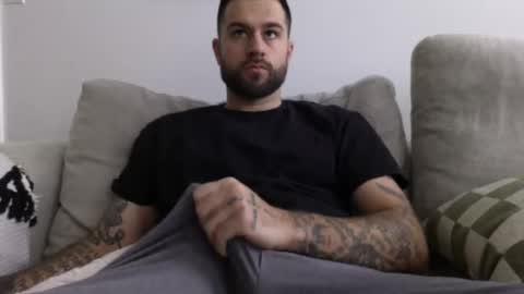 Snapshot of jayg333 chatting on 12-05-25, 02:03 jayg333 online show from 12-05-25, 02:03