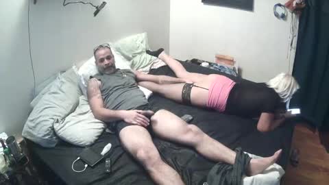 Snapshot of jayhood718 chatting on 01-01-25, 05:01 jayhood718Bk sexy pearl online show from 01-01-25, 05:01