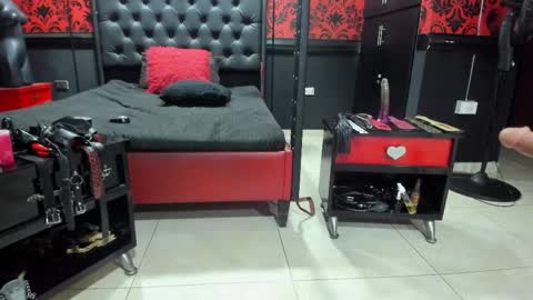 jaylen_bdsm online show from 02-18-26, 11:50