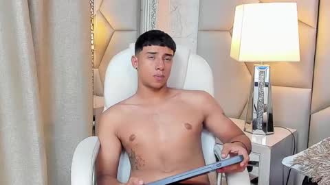 Snapshot of jaze_bradley chatting on 03-01-25, 02:44 jaze_bradley online show from 03-01-25, 02:44