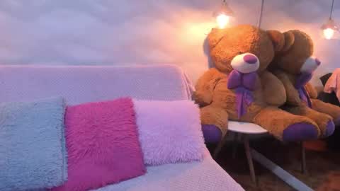 JAZLIN ANGELS online show from 09-28-25, 05:13