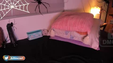 Snapshot of jazlynn_ chatting on 10-31-25, 10:22 Jaz online show from 10-31-25, 10:22