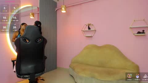 Snapshot of jazmin_ebony chatting on 09-20-25, 10:49 jazmin online show from 09-20-25, 10:49
